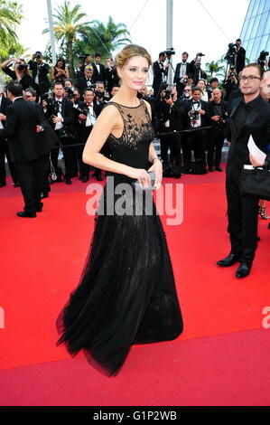 Mischa Barton besucht die "Loving" Film-Premiere bei 69. Filmfestspielen von Cannes, Cannes, Frankreich, 16.05.2016 | Nutzung weltweit/Picture alliance Stockfoto