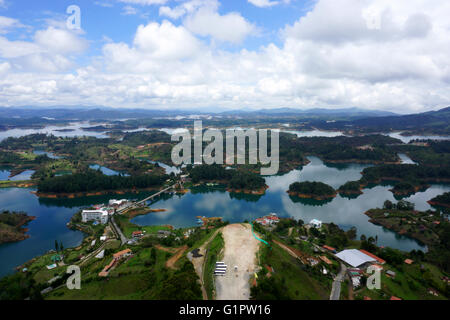 Guatape, Abteilung von Antioquia, Kolumbien. Künstlichen See angelegt für Wasserkraft Stockfoto