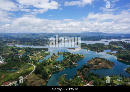 Guatape, Abteilung von Antioquia, Kolumbien. Künstlichen See angelegt für Wasserkraft Stockfoto