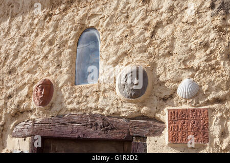 Villar de Mazarife, Spanien: ehemalige Wohnhaus des Künstlers Luis López Casado, bekannt als Monseñor. Stockfoto