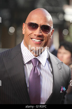 London, UK, 21. Mai 2015: Dwayne Johnson besucht die World Premiere von San Andreas im Odeon Kino am Leicester Square in Lond Stockfoto