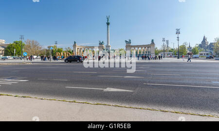 Ungarn, BUDAPEST - 15. APRIL, 2016:Heroes Platz in Budapest Stockfoto