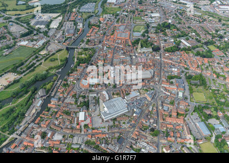 Eine Luftaufnahme der Innenstadt von Newark-on-Trent, Nottinghamshire Stockfoto