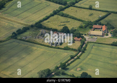 Eine Luftaufnahme des Leiston Abbey, Suffolk Stockfoto