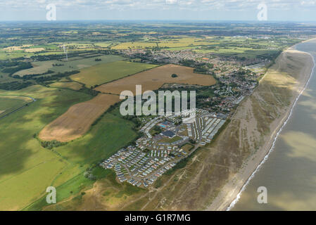 Eine Luftaufnahme des Suffolk Dorf von Kessingland Stockfoto