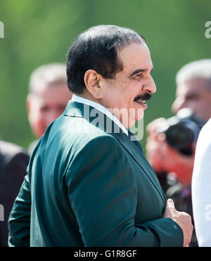 HM The Queen Elizabeth Treffen seiner königlichen Majestät König Hamad bin Isa Al Khalifa von Bahrain im Windsor Horse show 2016. Stockfoto