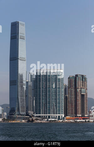 Wolkenkratzer International Commerce Centre, ICC, Wolkenkratzer der Harbourside, The Arch, Blick auf Harbour City, Union Square Stockfoto