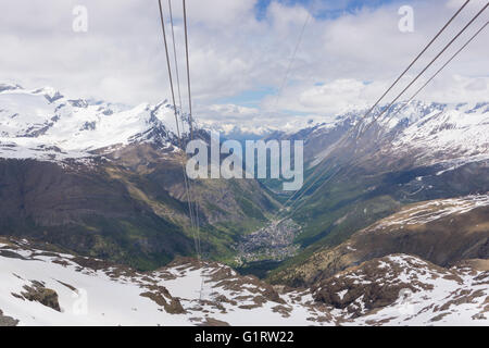 Zermatt, Schweiz von Seilbahn zum Matterhorn Stockfoto