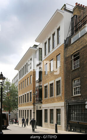 Hop House im Londoner Covent Garden. Ein Bürogebäude der 1980er Jahre in Luxus-Appartements, die unter anderem eine neue Penthouse-Erweiterung umgewandelt Stockfoto