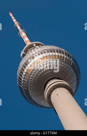 Kugel auf den Berliner Fernsehturm Berlin Fernsehturm Alexanderplatz Symbol der Ost-Berliner Deutschland Stockfoto