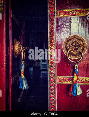 Offenen Tür Spituk Kloster. Ladakh, Indien Stockfoto