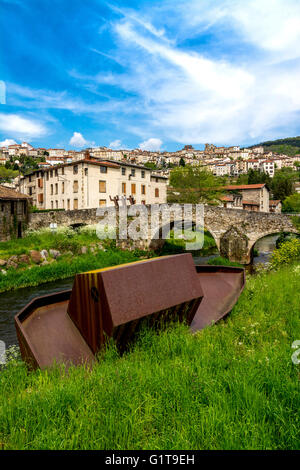 Moutier Brücke über Flusses Durolle, Thiers Hauptstadt von Besteck, Puy de Dome, Auvergne, Frankreich Stockfoto