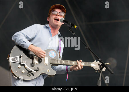 Okeechobee, Florida, USA. 5. März 2016. Musiker SCOTT MCMICKEN von Dr. Dog tritt beim Musikfestival in Okeechobee, Florida Okeechobee © Daniel DeSlover/ZUMA Draht/Alamy Live News Stockfoto