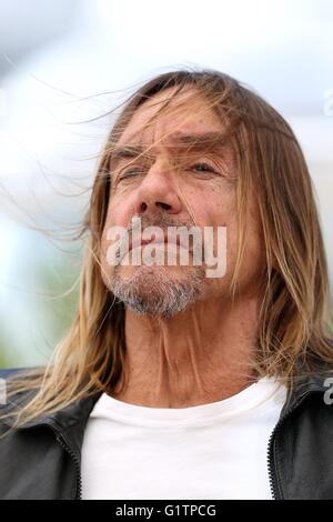 Cannes, Frankreich. 19. Mai 2016. Iggy Pop-Sängerin stellt bei einem Fototermin für den Film "Gimme Gefahr" außer Konkurrenz bei der 69. Filmfestspielen in Cannes, Frankreich, 19. Mai 2016. Bildnachweis: Jin Yu/Xinhua/Alamy Live-Nachrichten Stockfoto