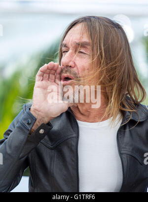 Cannes, Frankreich. 19. Mai 2016. Iggy Pop-Sängerin Gimme Gefahr. Photocall. 69 Th Cannes Film Festival Cannes, Frankreich 19. Mai 2016 Diw90381 Credit: Allstar Bild Bibliothek/Alamy Live-Nachrichten Stockfoto