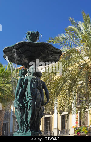 Detail des Brunnens in der quadratischen Reial (Barcelona, Spanien) Stockfoto