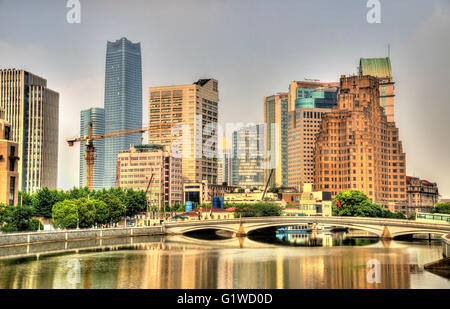 Wolkenkratzer in Shanghai, die bevölkerungsreichste Stadt in China Stockfoto