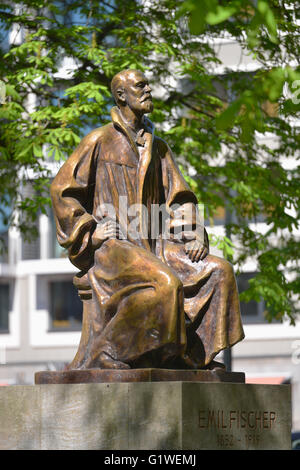 Denkmal, Emil Fischer, Luisenstraße, Mitte, Berlin, Deutschland Stockfoto