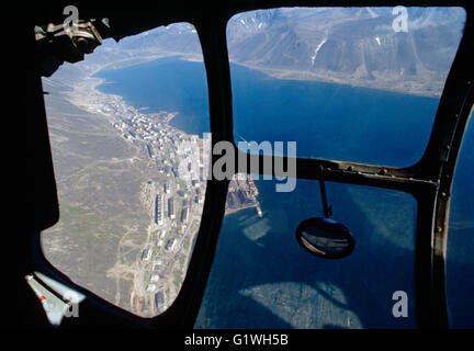 Luftaufnahme von gecharterten Aeroflot-Hubschrauber des Ansatzes in Provideniya; Sibirien; Magadan Region; Russische Föderation Stockfoto