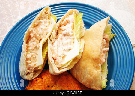 Hähnchen-Salat Pita Tasche Sandwiches zum Mittagessen Stockfoto