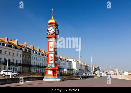 Die Metal Queen Victoria Jubilee clock am Meer in Weymouth, Dorset, England, UK Stockfoto