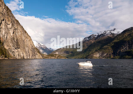 Storfjorden aus Sylte, Valldalen, Sunnmøre, Norwegen Stockfoto