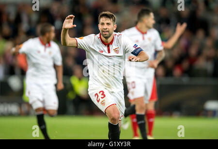 Basel, Schweiz. 18. Mai 2016. Sevillas Koks in Aktion während der Fußball-UEFA Europa League Finale 2016 match FC Liverpool Vs FC Sevilla in Basel, Schweiz, 18. Mai 2016. Foto: Thomas Eisenhuth/Dpa - NO WIRE SERVICE - © Dpa/Alamy Live-Nachrichten Stockfoto