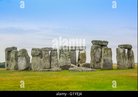 Stonehenge in einem sonnigen Tag Stockfoto