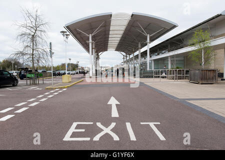 Waitrose-Supermarkt in Cheltenham, Gloucestershire, UK Stockfoto