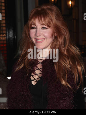 London, UK, 25. November 2015: Charlotte Tilbury besucht die Stella McCartney speichern Weihnachtsbeleuchtung einschalten Zeremonie in London Stockfoto