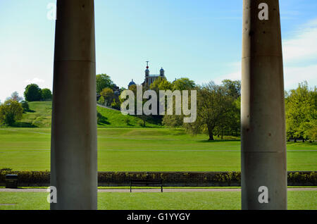 Greenwich Park gesehen von der Königin Haus Kolonnaden, Greenwich, London, Vereinigtes Königreich Stockfoto