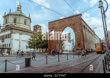 Colonne di San Lorenzo, befindet sich vor der Basilika San Lorenzo Maggiore, Mailand, Italien Stockfoto