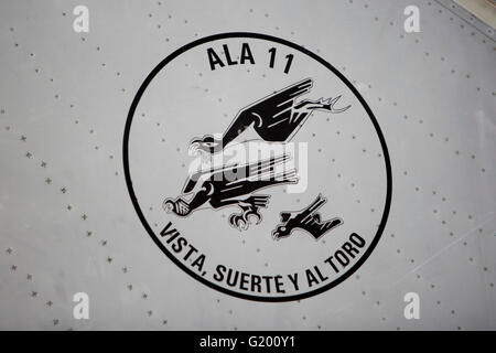 Image Datei.  Emblem der Ala 11 Einheit von der spanischen Luftwaffe übermalt ein Eurofighter Jet am 16. November 2013 in Moron De La Frontera, Spanien Stockfoto