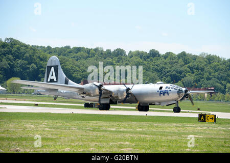 Saint Louis, Missouri, USA – 15. Mai 2016: B-29 Superfortress auf der Luftfahrtmesse Spirit of Saint Louis in Saint Louis, Missouri Stockfoto