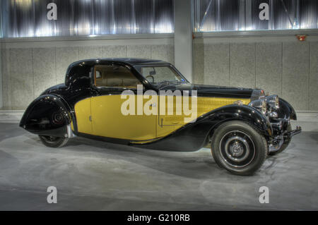 Bugatti Typ 57, zwei Licht, 1936 Stockfoto