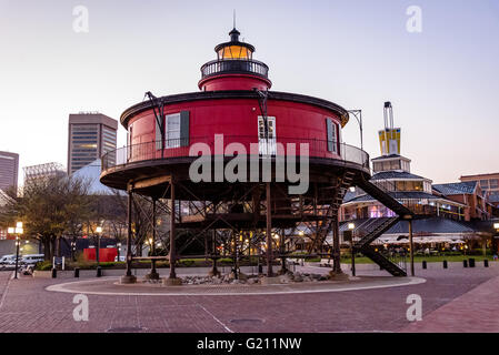 Sieben Fuß Knoll Light, Innenhafen, Baltimore, MD Stockfoto