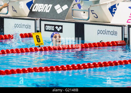 Aquatics Centre, London, UK, 21. Mai 2016. European Swimming Championships. Frauen 50m Rücken Finale. Britische Schwimmerin Francesca Halsall gewinnt Gold im 27.57 vor dänische Schwimmerin Mie Oe. Nielsen in 27.77 und die zweite britische Schwimmerin, Georgie Davies in 27.77 Credit: Imageplotter News und Sport/Alamy Live News Stockfoto