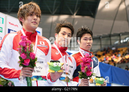 (L-R) Masato Sakai, Daiya Seto, Yusuke Miyashi, 20. Mai 2016 - Schwimmen: Japan Open 2016 Herren 200 m Schmetterling Preisverleihung Tatsumi International Swimming Center in Tokio, Japan. (Foto von Yohei Osada/AFLO SPORT) Stockfoto