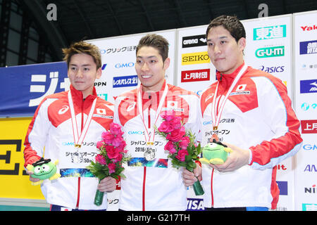 (L-R) Naito Ehara, Kosuke Hagino, Yuki Kobori, 20. Mai 2016 - Schwimmen: Japan Open 2016 Herren 200 m Freistil Preisverleihung Tatsumi International Swimming Center in Tokio, Japan. (Foto von Yohei Osada/AFLO SPORT) Stockfoto