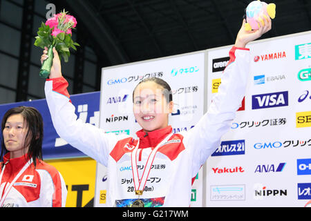 Kanako Watanabe, 20. Mai 2016 - Schwimmen: Japan Open 2016 Frauen 100 m Brustschwimmen Preisverleihung Tatsumi International Swimming Center in Tokio, Japan. (Foto von Yohei Osada/AFLO SPORT) Stockfoto