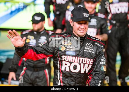 Concord, North Carolina, Spanien. 21. Mai 2016. NASCAR Fahrer Martin TRUEX JR. #78 im NASCAR Sprint Cup Serie All-Star-Rennen auf Samstag, 21. Mai 2016 auf dem Charlotte Motor Speedway in Concord, North Carolina. Bildnachweis: Cal Sport Media/Alamy Live-Nachrichten Stockfoto