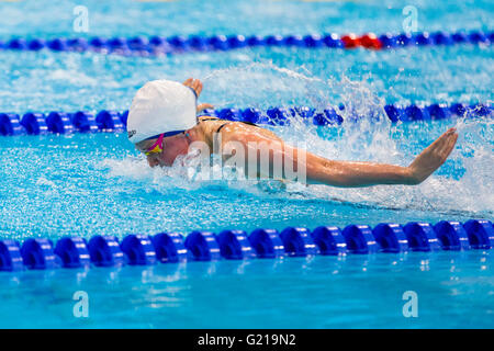 Aquatics Centre, London, UK, 21. Mai 2016. European Swimming Championships. Frauen 200m Schmetterling 2. Halbfinale. Britische Schwimmerin Hannah Miley während des Rennens. Italienische Alessia Polieri nimmt den Sieg in den Abend Top-Zeit von 2:07. 49, während Brit Hannah Miley einen Platz im Finale mit einer langsameren Zeit von 2:10.56 Credit vermisst: Imageplotter News und Sport/Alamy Live News Stockfoto