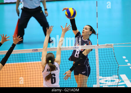 Tokyo Metropolitan Gymnasium, Tokio, Japan. 22. Mai 2016. Alessia Gennari (ITA), 22. Mai 2016 - Volleyball: Damen Volleyball World Finalqualifikation für die Olympischen Spiele in Rio De Janeiro 2016-match zwischen Italien 3: 0 Kasachstan am Tokyo Metropolitan Gymnasium, Tokio, Japan. © YUTAKA/AFLO SPORT/Alamy Live-Nachrichten Stockfoto