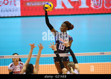 Tokyo Metropolitan Gymnasium, Tokio, Japan. 22. Mai 2016. Paola Egonu (ITA), 22. Mai 2016 - Volleyball: Damen Volleyball World Finalqualifikation für die Olympischen Spiele in Rio De Janeiro 2016-match zwischen Italien 3: 0 Kasachstan am Tokyo Metropolitan Gymnasium, Tokio, Japan. © YUTAKA/AFLO SPORT/Alamy Live-Nachrichten Stockfoto