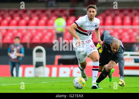 SAO PAULO, Brasilien - 22.05.2016: SAO PAULO X International Calleri von S? o Paulo während des Spiels zwischen S? o Paulo Vs Internacional, die erste Runde der Meisterschaft 2016 an der Estadio Cicero Pompeu de Toledo, bekannt als Morumbi-Stadion in Zone südlich von statt. (Foto: Mauricio Rummens / FotoArena) Stockfoto