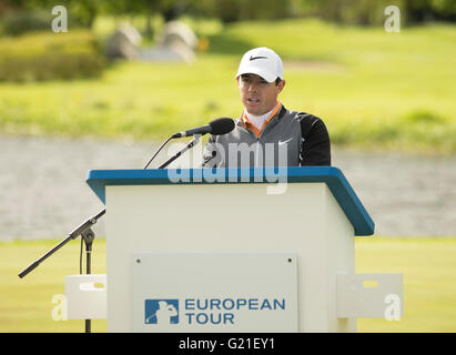 Die K-Club, Straffan, Co. Kildare, Irland. 22. Mai 2016. Dubai Duty Free Irish Open Golf Championship Runde 4. Rory Mcilroy dankt allen Beteiligten in seinem Turnier und die Stützen der Fondation Rory. Rory hat alle seine erste Spieler Preisgeld an die Rory-Stiftung gespendet. Bildnachweis: Action Plus Sport Bilder/Alamy Live News Stockfoto