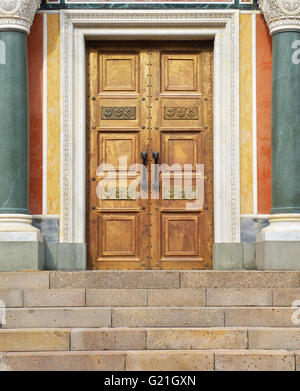 Tür zu Gott. Konzeption. Religion-Thema. Stockfoto