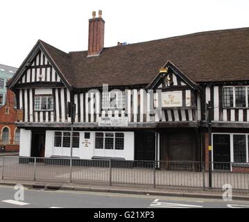 Birminghams ältestes Gasthaus, die alte Krone in öffentlichen, Digbeth, die behauptet, bis 1368 n. Chr. zurückreichen Stockfoto