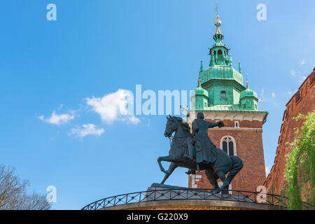 Tadeusz Kosciuszko Polen, Rückansicht der Statue des Nationalhelden Tadeusz Kosciuszko am Eingang zum Wawel-Schloss in Krakau, Polen. Stockfoto