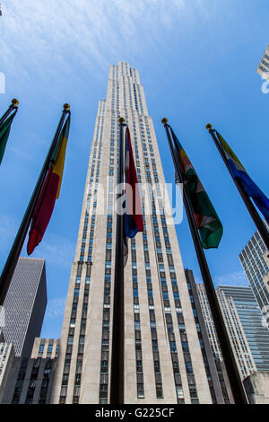 NEW YORK, USA – 21. April 2016: Gebäude des Rockefeller Centers. Das Zentrum ist ein Komplex von 19 gewerblich genutzten Gebäuden. Es war d Stockfoto
